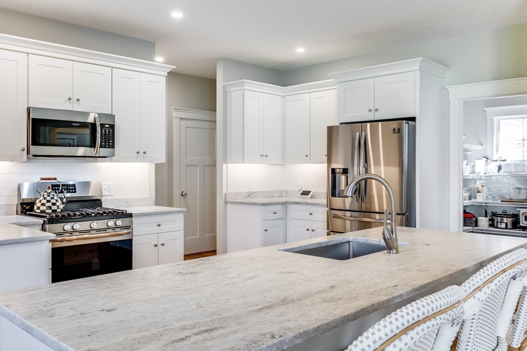 155 Old Barnstable Road Mashpee, MA 02649 - Photo 11 of 37 Gallery Image 11