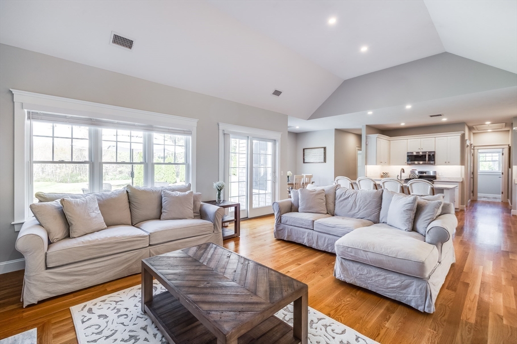 155 Old Barnstable Road Mashpee, MA 02649 - Photo 6 of 37 Gallery Image 6