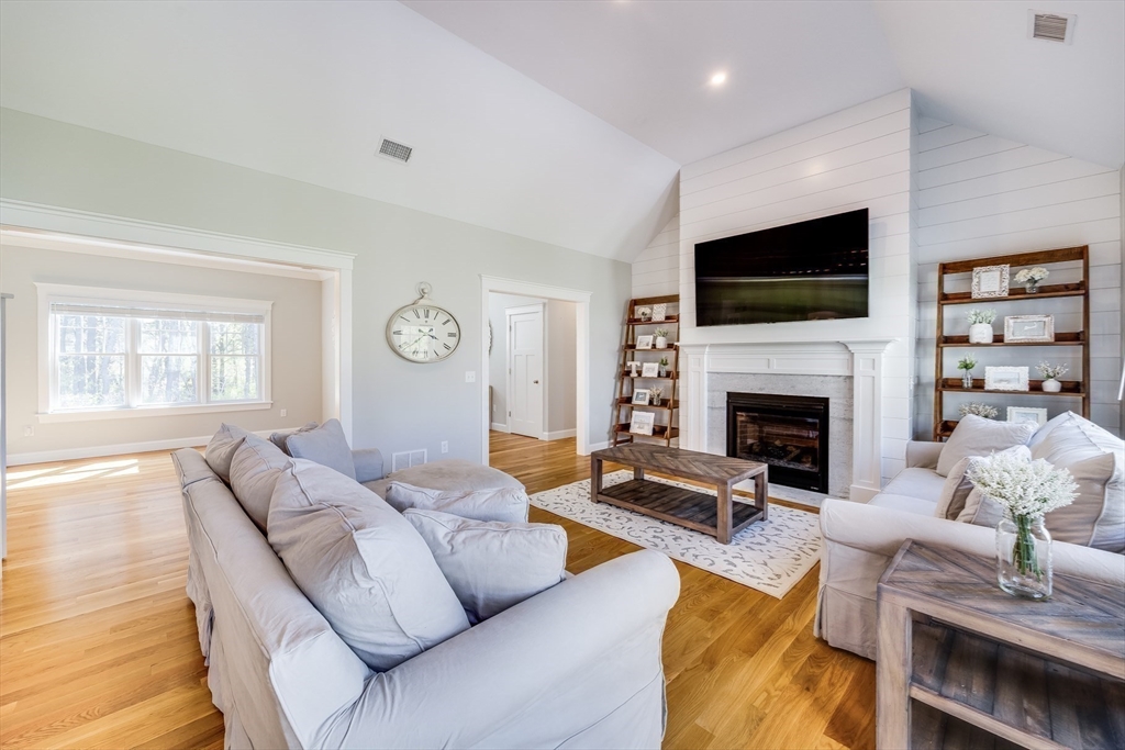 155 Old Barnstable Road Mashpee, MA 02649 - Photo 8 of 37 Gallery Image 8