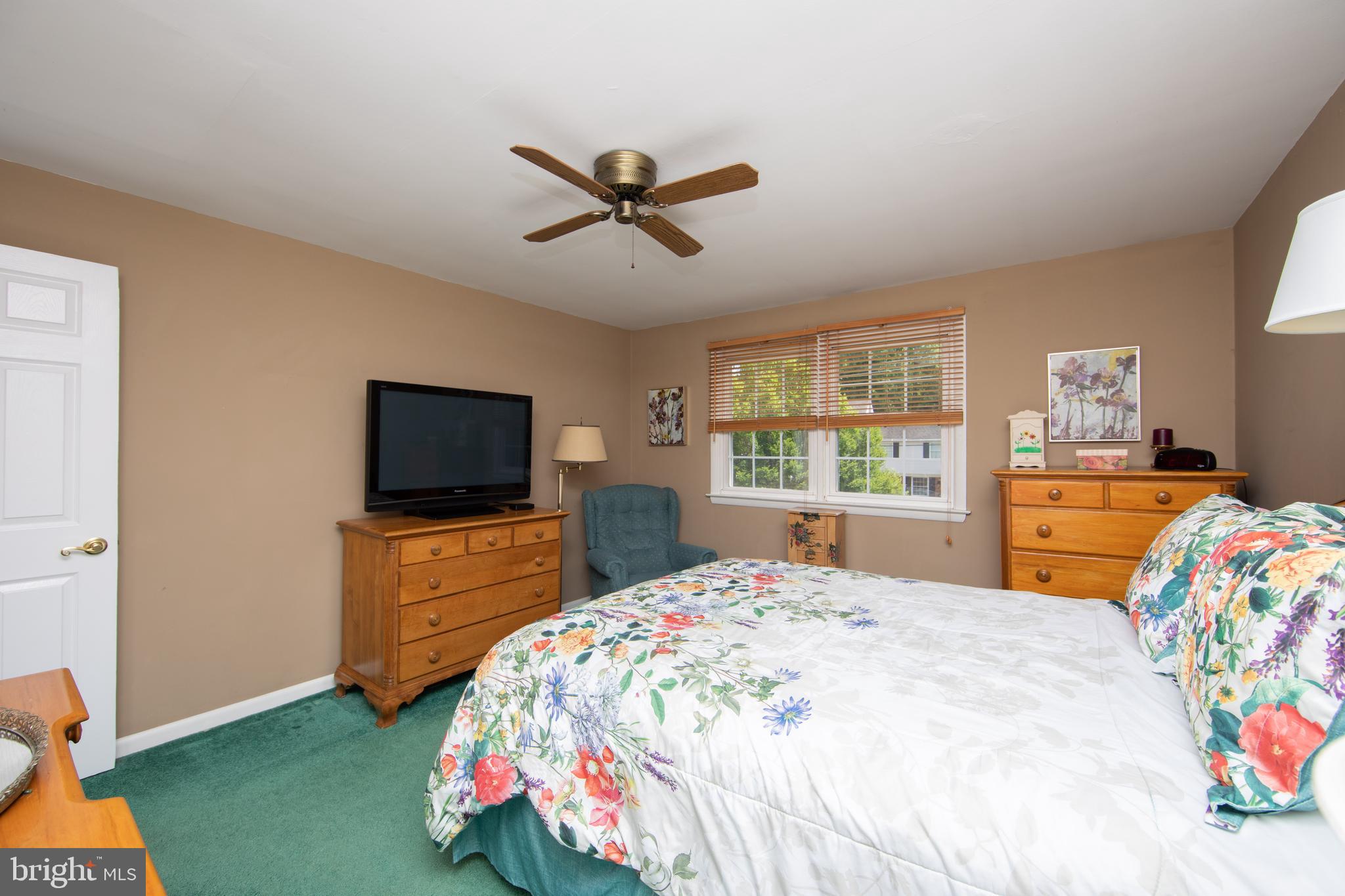 9 Holly Road Stratford, NJ 08084 - Photo 23 of 39