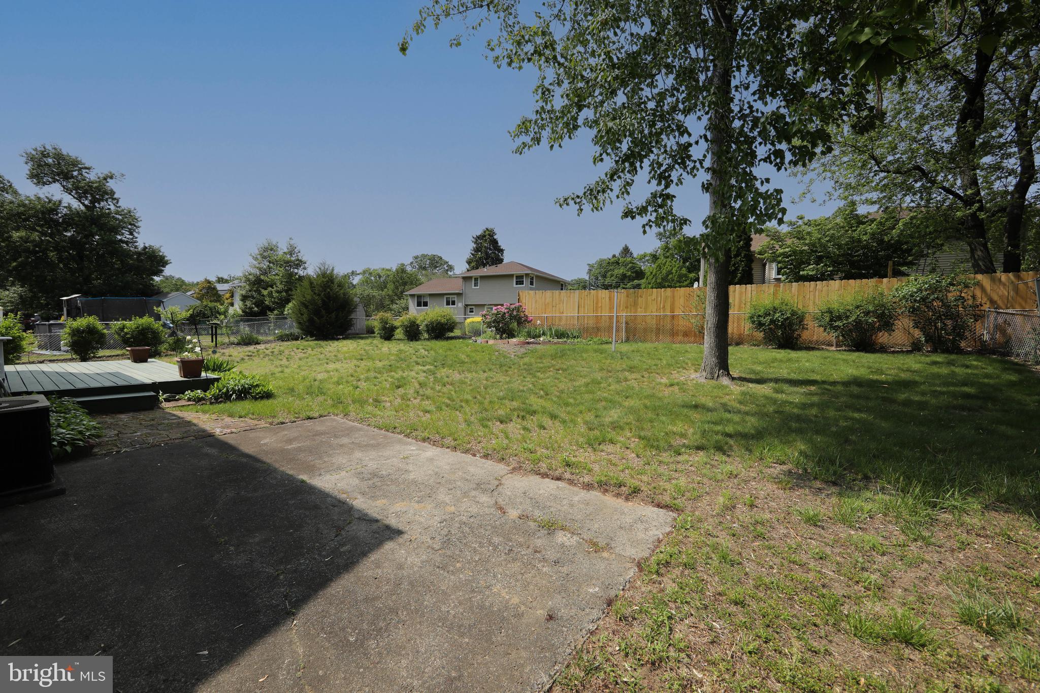 9 Holly Road Stratford, NJ 08084 - Photo 36 of 39