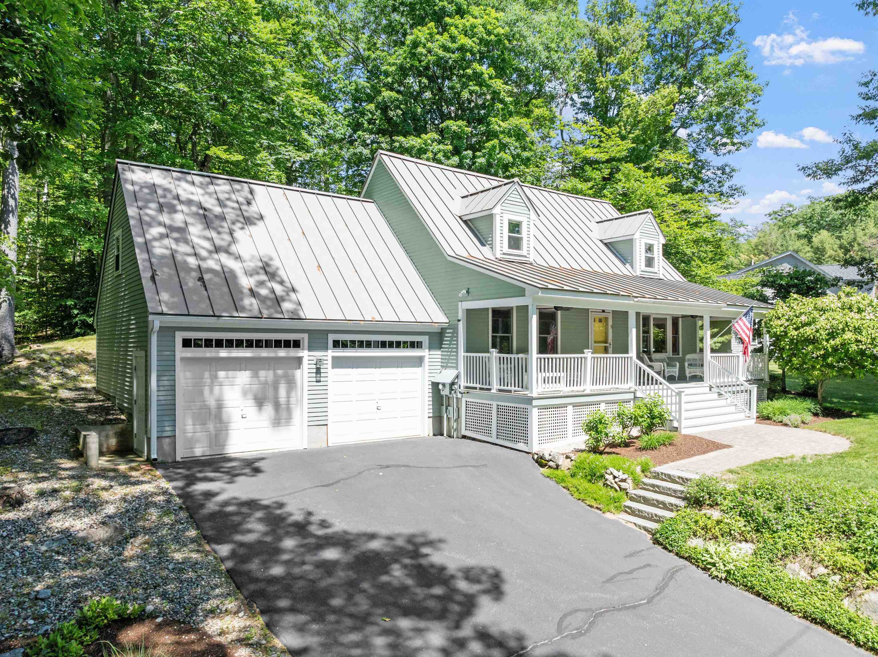 5 Lloyd Road Wolfeboro, NH 03894 - Photo 2 of 47