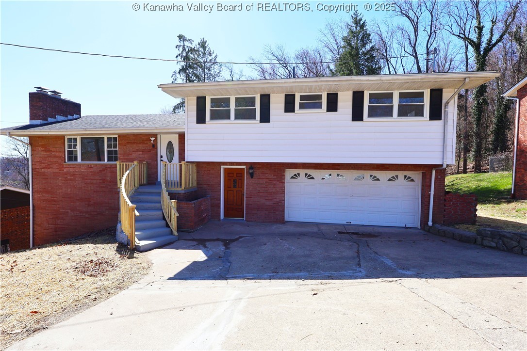 1209 Henry Road South Charleston, WV 25303 - Photo 1 of 20 Gallery Image 1