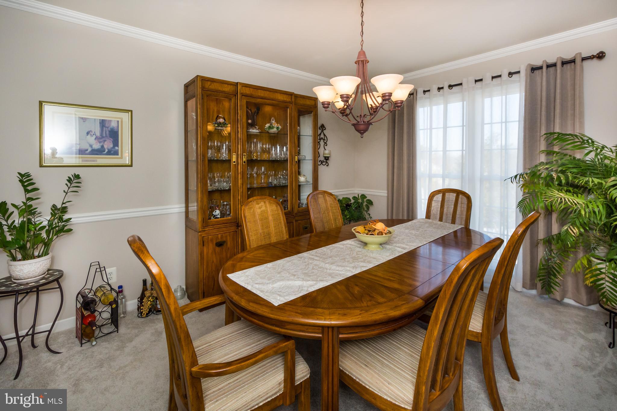 8100 Alan Tree Road Baltimore, MD 21237 - Photo 17 of 70 Dining room off living room and kitchen.