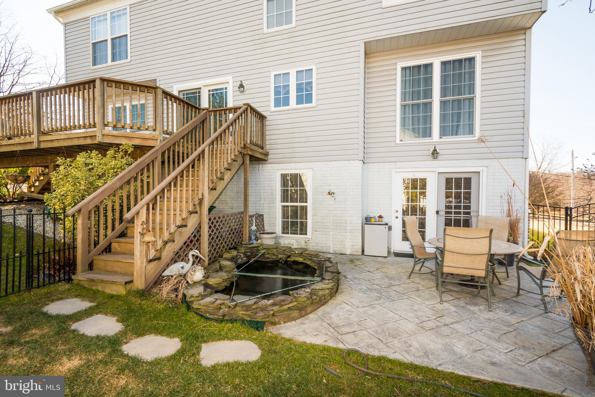 8100 Alan Tree Road Baltimore, MD 21237 - Photo 64 of 70 Private backyard to relax.