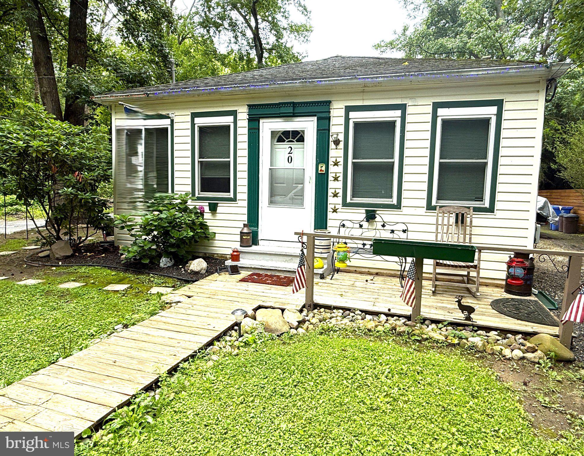 20 Rancocas Trail Southampton, NJ 08088 - Photo 2 of 7 Charming cottage with inviting porch.
