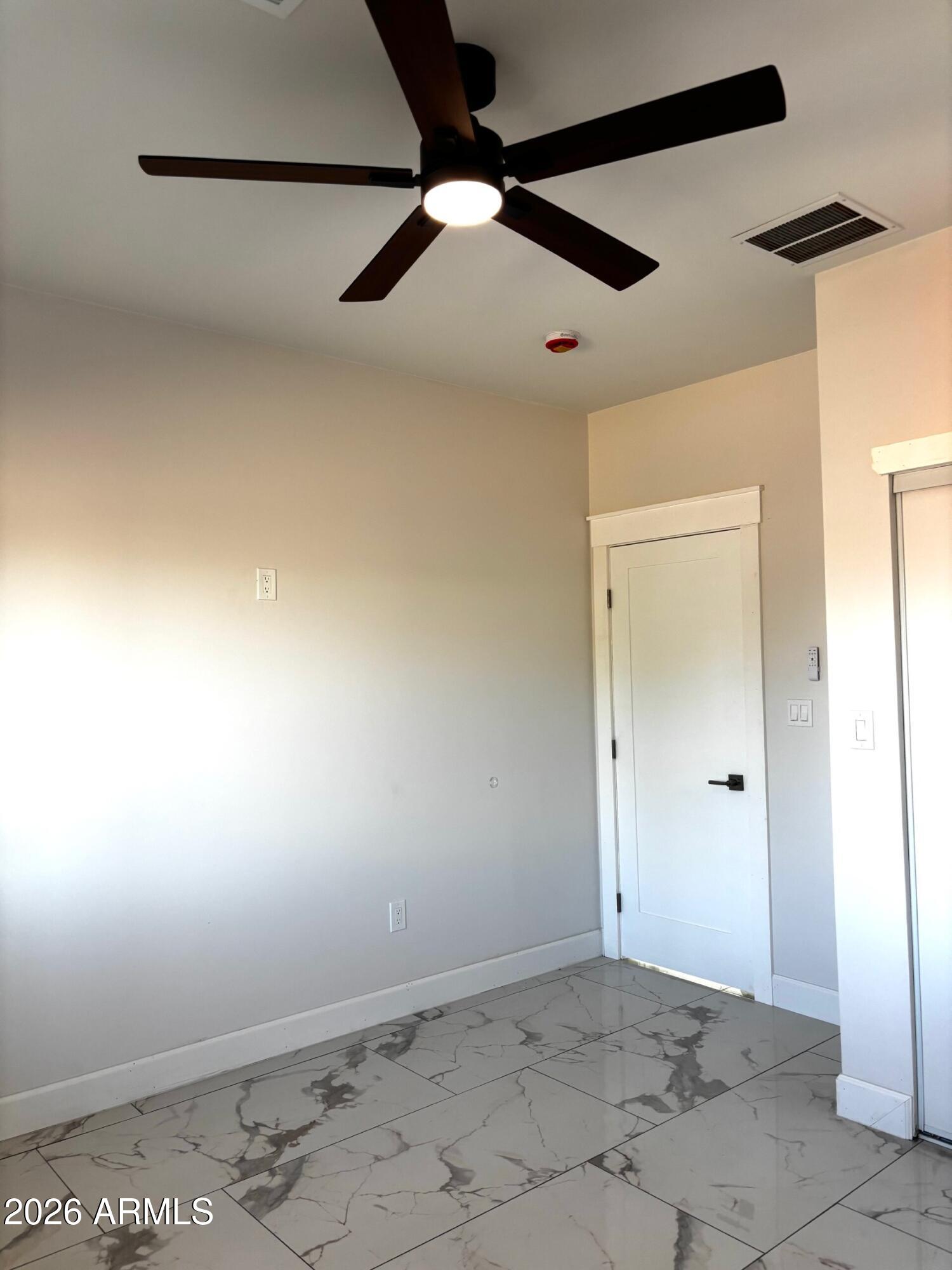 4000 Santa Fe Avenue Douglas, AZ 85607 - Photo 14 of 16 a view of an empty room