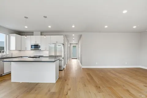 $2,100,000 | 47-49 Ursuline Road, Santa Rosa, CA 95403
