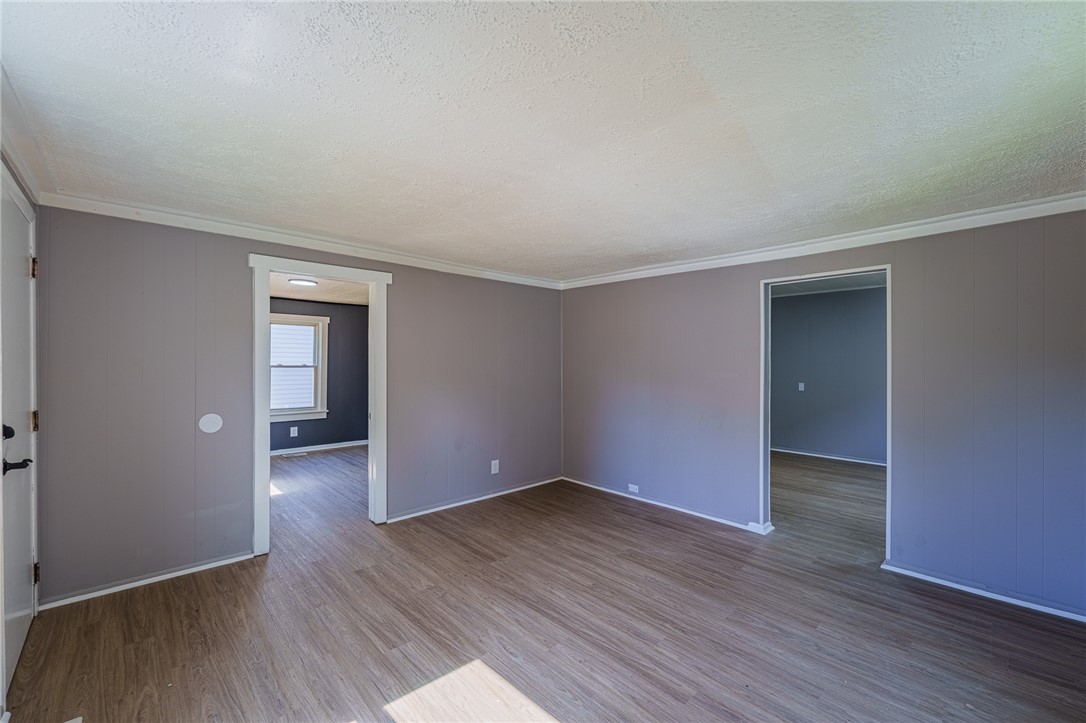 151 4th Avenue Springfield, OH 45505 - Photo 8 of 32