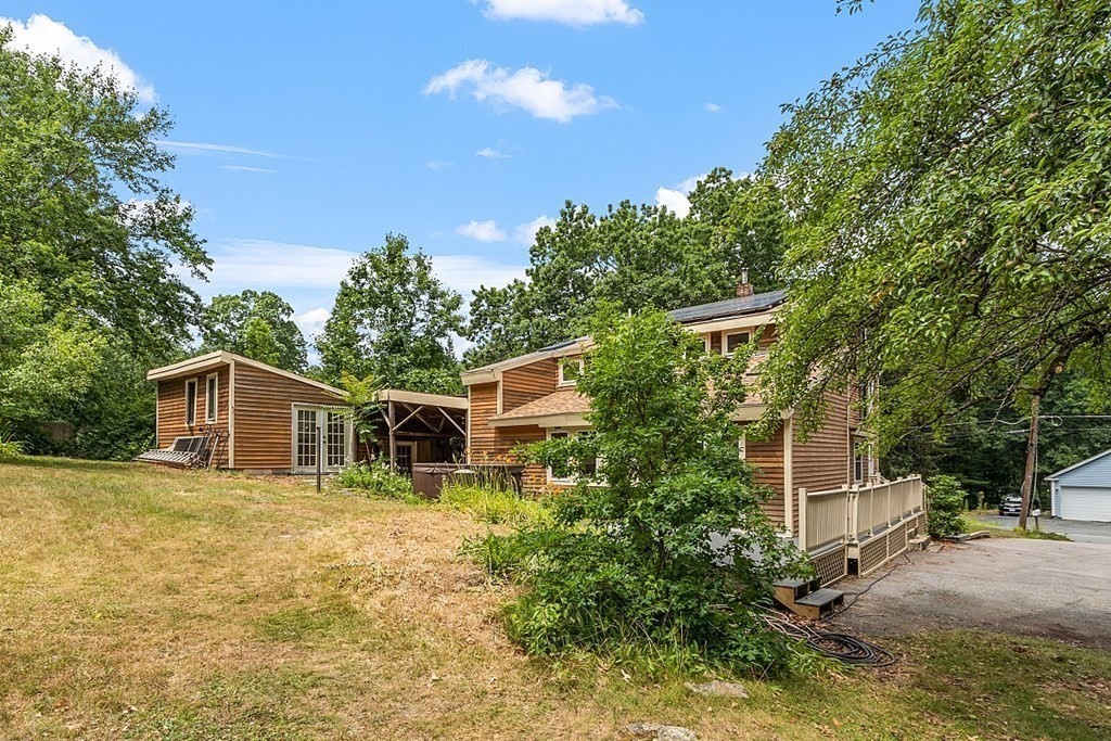 24 Moore Street Chelmsford, MA 01824 - Photo 32 of 42