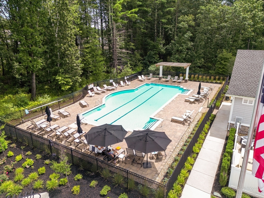 7 Hummingbird Way, Unit 150 Methuen, MA 01844 - Photo 31 of 41