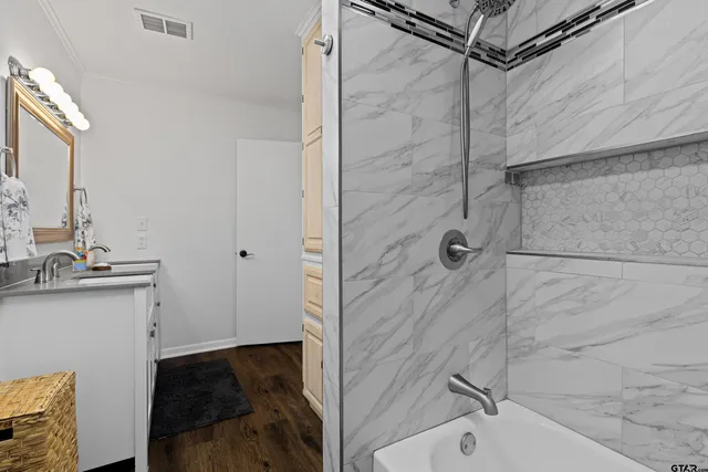 $331,300 | 38 Twisted Trail, Mount Vernon, TX 75457