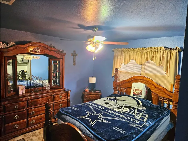 $158,000 | 612 E Avenue East, Robstown, TX 78380