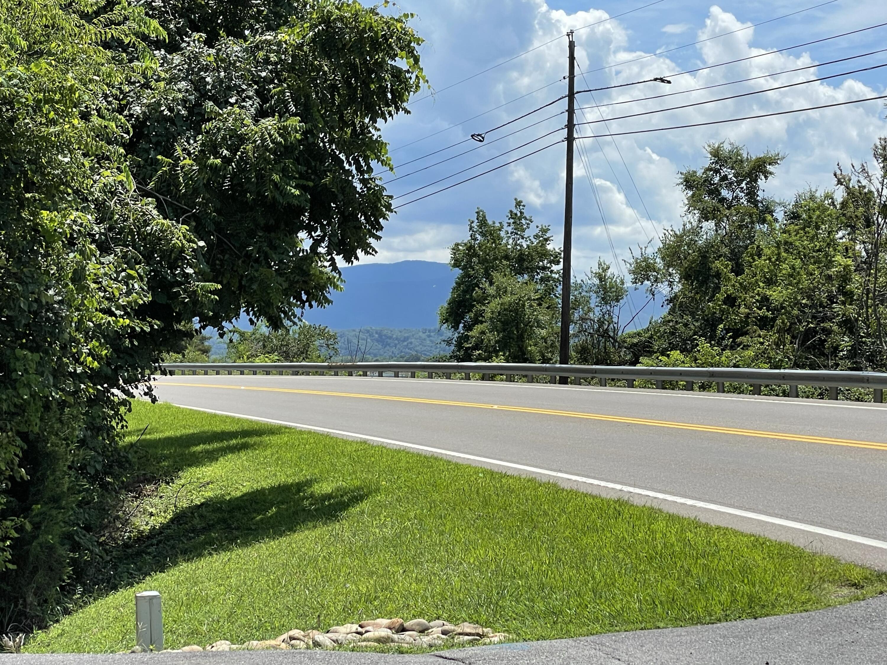 102 Lakeshore Way, Unit 3 Newport, TN 37821 - Photo 11 of 11 IMG_7009