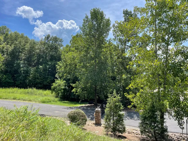 $39,900 | 102 Lakeshore Way, Unit 3, Newport, TN 37821