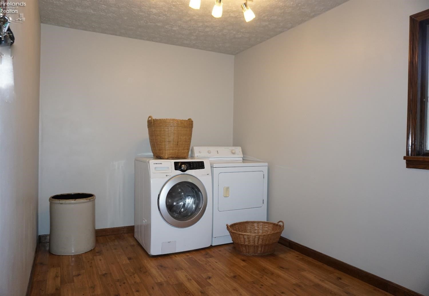 1856 Graham Road Willard, OH 44890 - Photo 8 of 10 Gallery Image 8