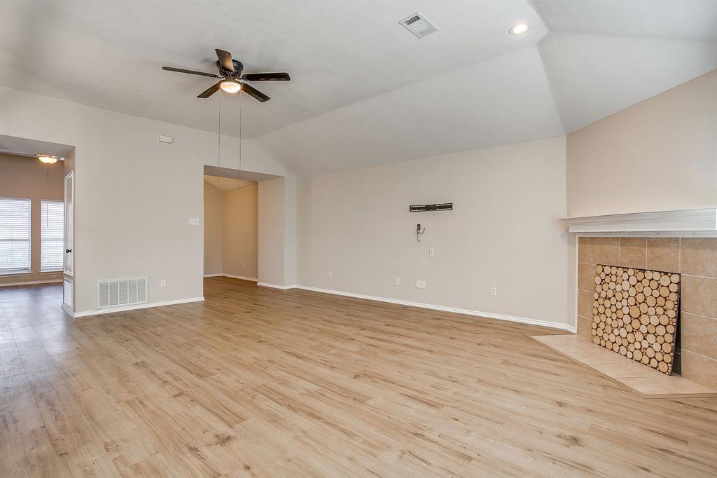 3532 Bandera Ranch Road Fort Worth, TX 76262 - Photo 10 of 40