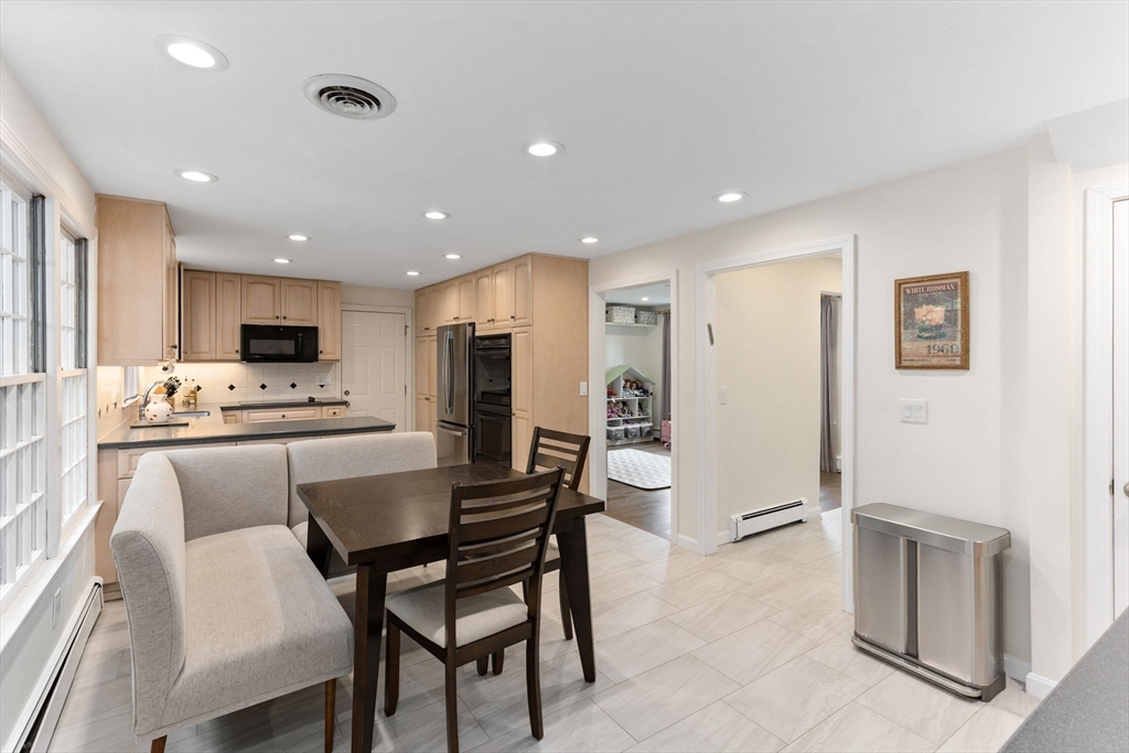 1 Montaup Road Sharon, MA 02067 - Photo 6 of 42