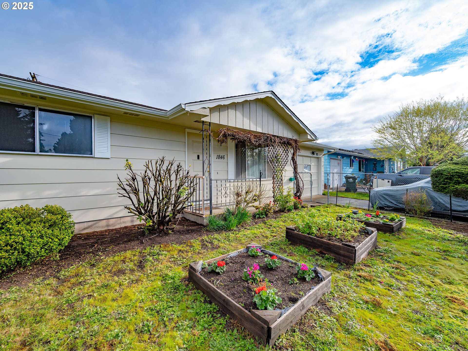 1846 Centennial Boulevard Springfield, OR 97477 - Photo 4 of 35 Gallery Image 4