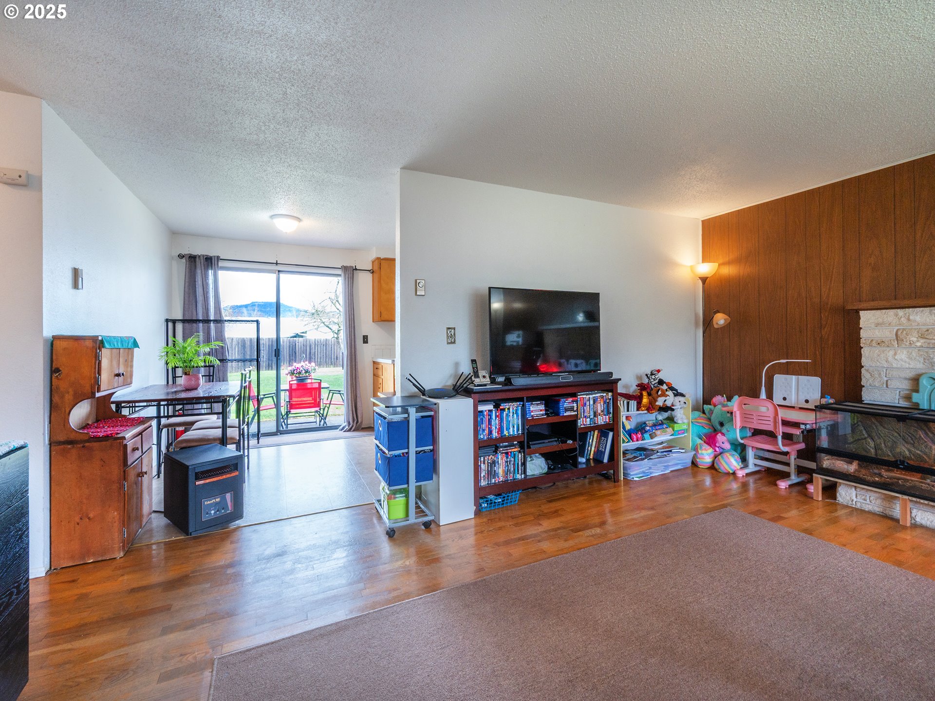 1846 Centennial Boulevard Springfield, OR 97477 - Photo 6 of 35 Gallery Image 6