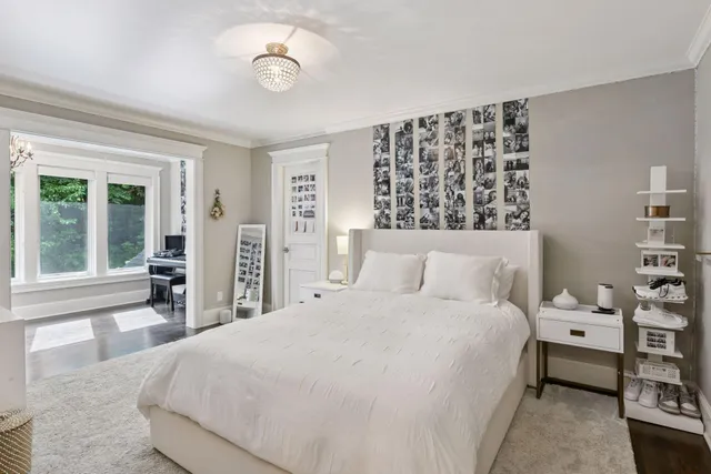 $2,825,000 | 20715 Linwood Road, Deephaven, MN 55331