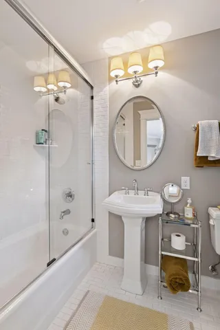 $2,825,000 | 20715 Linwood Road, Deephaven, MN 55331