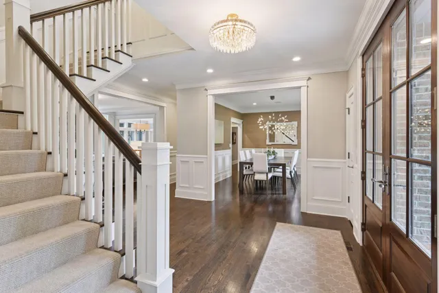 $2,825,000 | 20715 Linwood Road, Deephaven, MN 55331