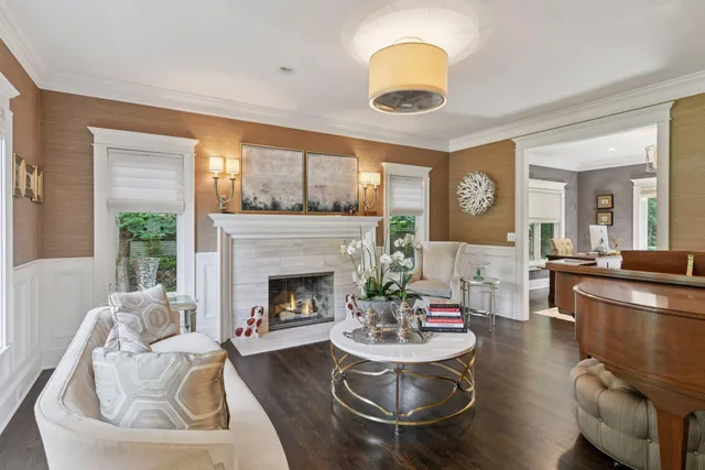 $2,825,000 | 20715 Linwood Road, Deephaven, MN 55331