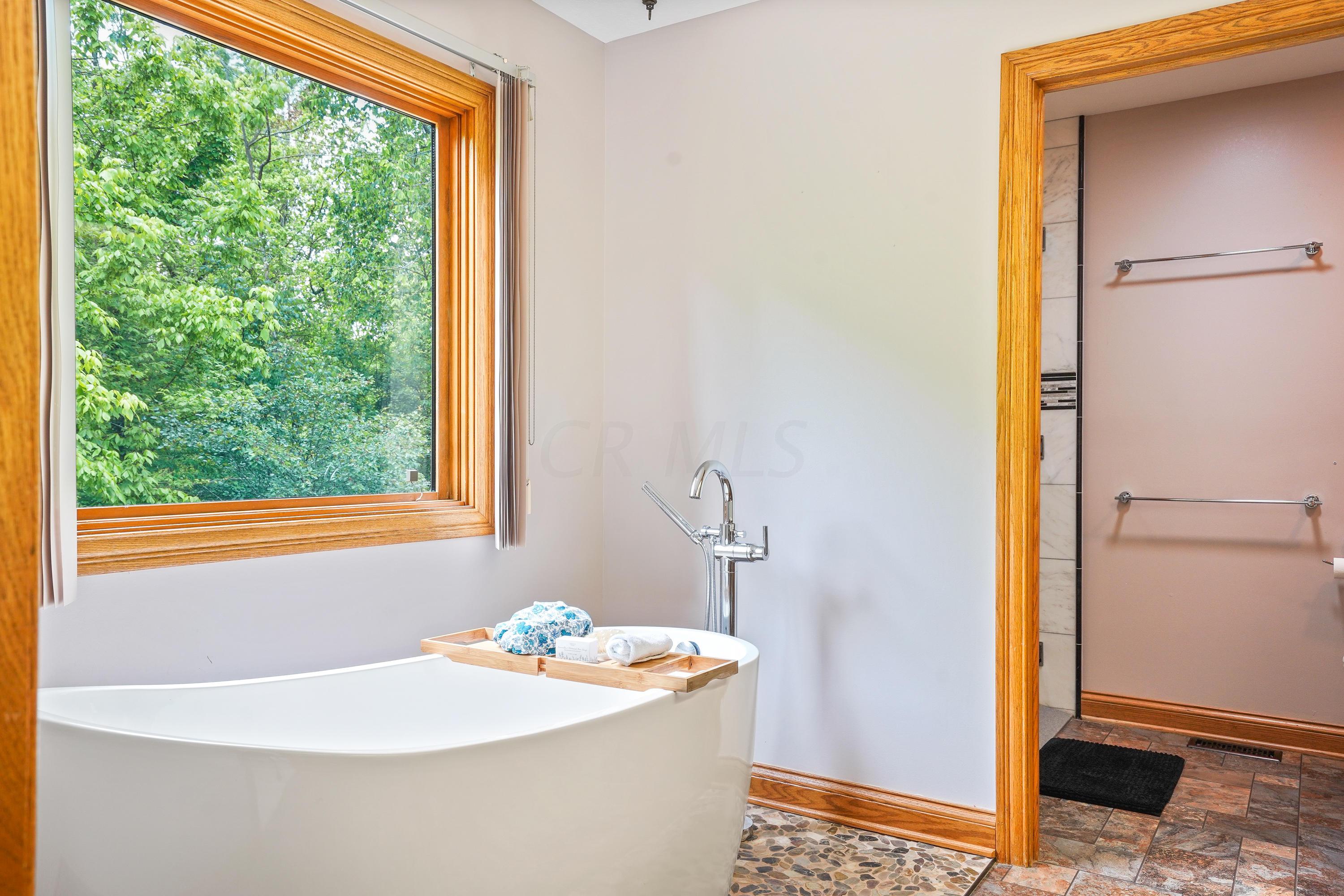6910 Dustin Road Galena, OH 43021 - Photo 23 of 61 Gallery Image 23