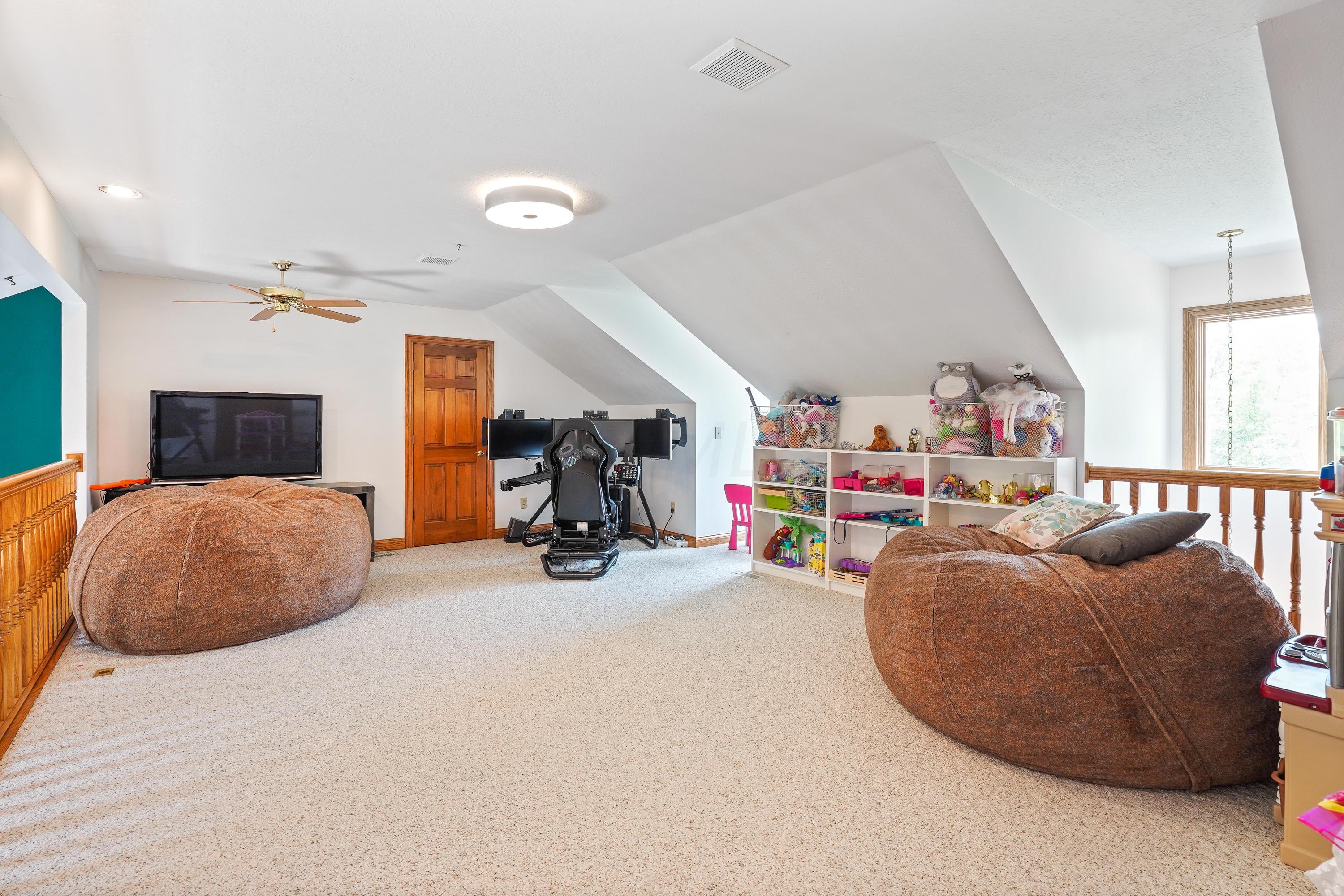 6910 Dustin Road Galena, OH 43021 - Photo 41 of 61 Gallery Image 41
