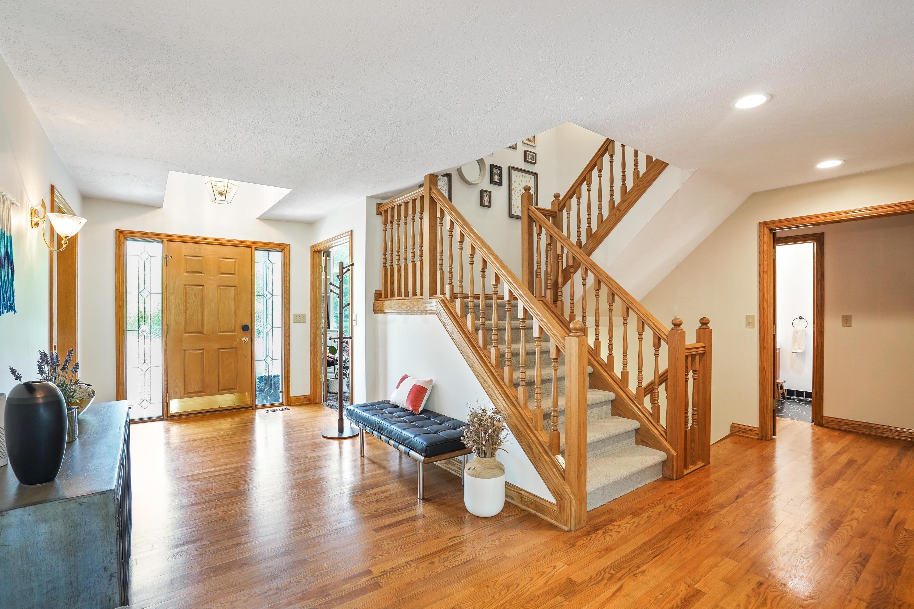 6910 Dustin Road Galena, OH 43021 - Photo 8 of 61 Gallery Image 8