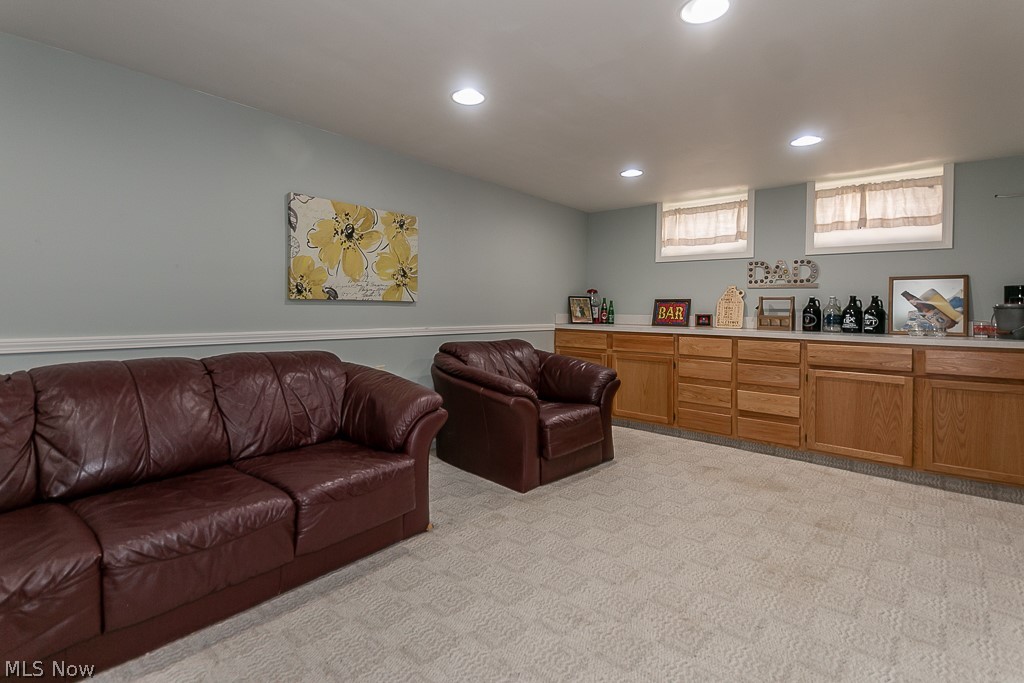 1577 Oakmount Road South Euclid, OH 44121 - Photo 11 of 32