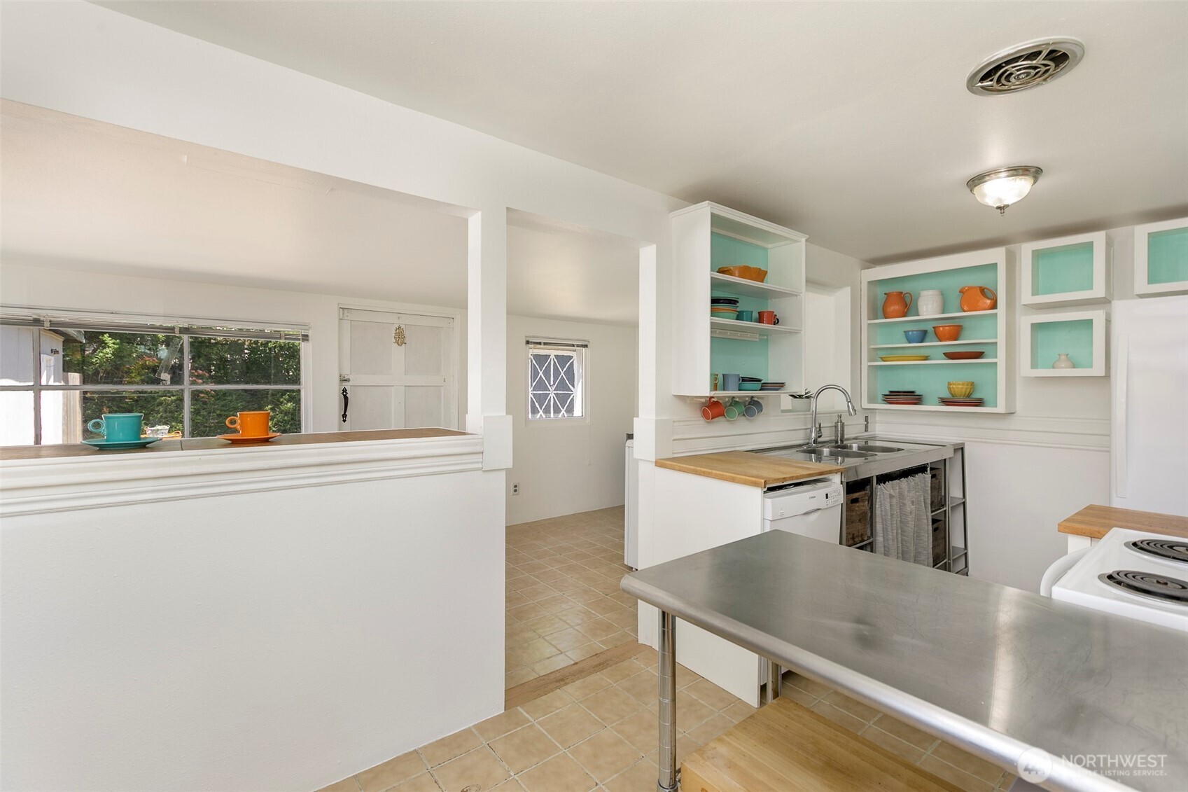 618 Southwest 138 Street Burien, WA 98166 - Photo 14 of 20