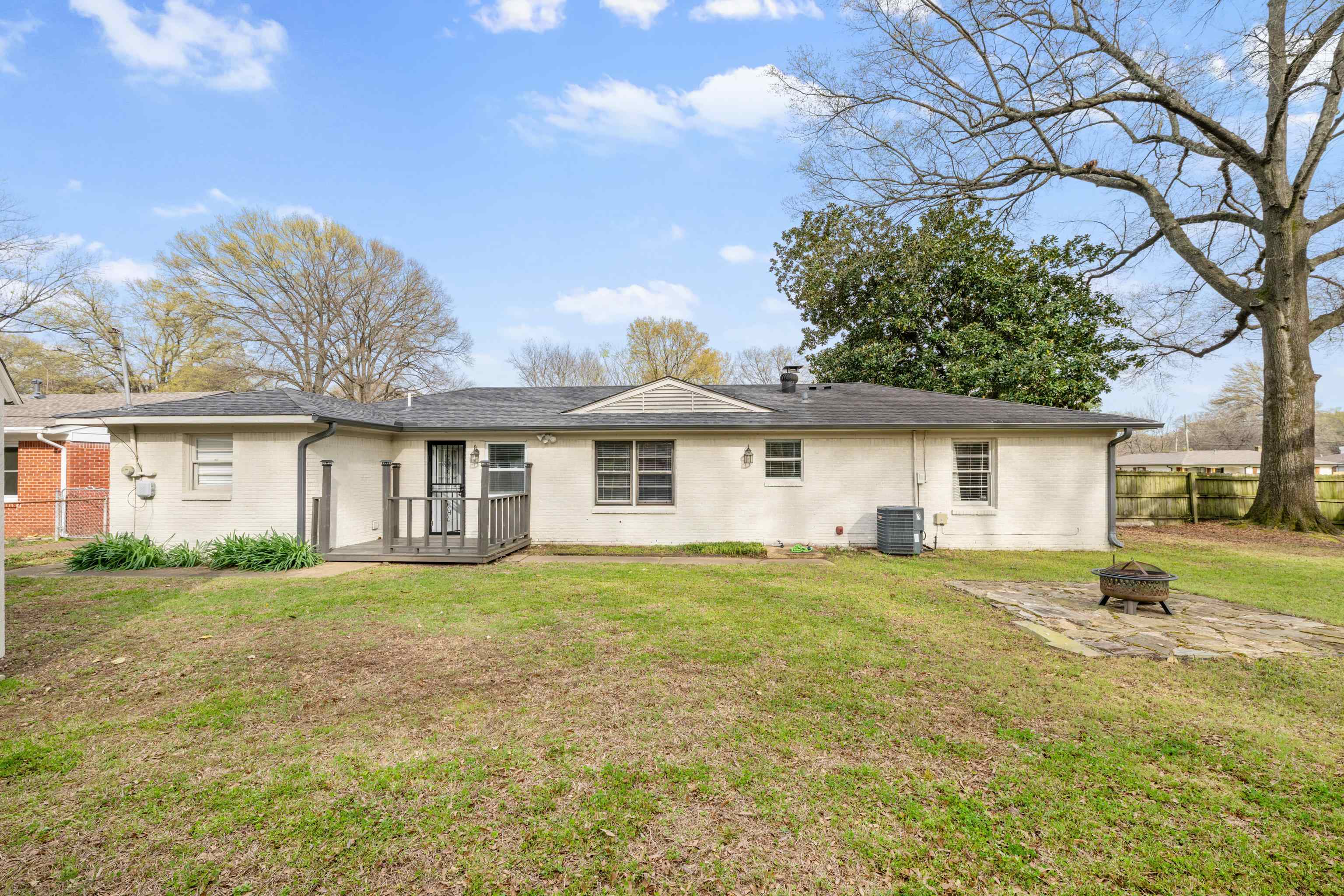 1591 Whitewater Road Memphis, TN 38117 - Photo 21 of 22 Gallery Image 21
