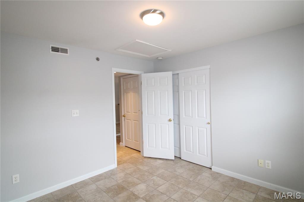 13300 Spring Creek Lane O'Fallon, MO 63368 - Photo 13 of 28