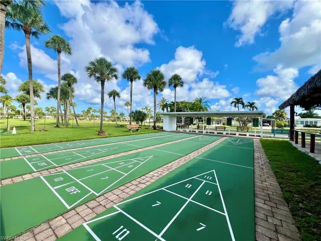 a view of a basketball court