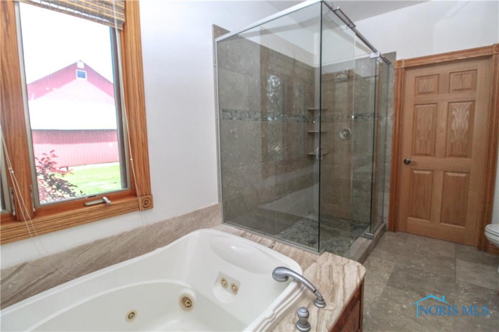 1456 Bury Road Oregon, OH 43616 - Photo 28 of 44 Gallery Image 28