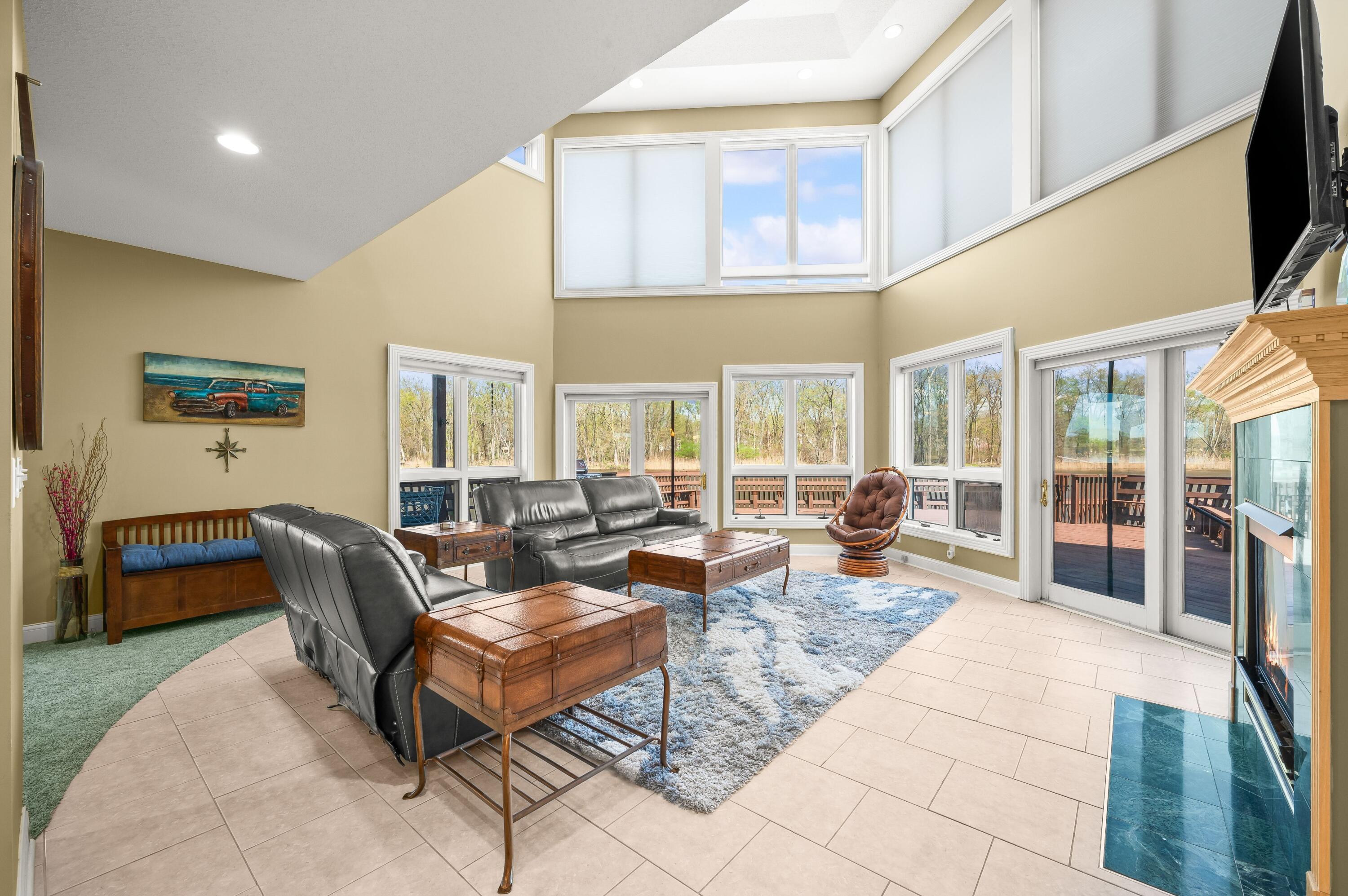 2349 Riverside Pointe Drive St. Joseph, MI 49085 - Photo 10 of 74 09DSC_7462