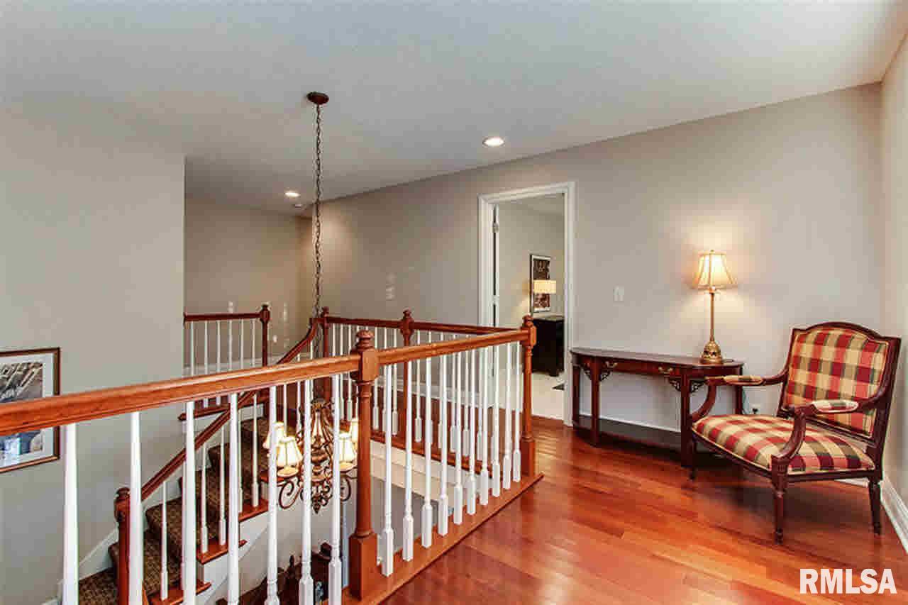 6659 Eagle Ridge Road Bettendorf, IA 52722 - Photo 11 of 24 Gallery Image 11