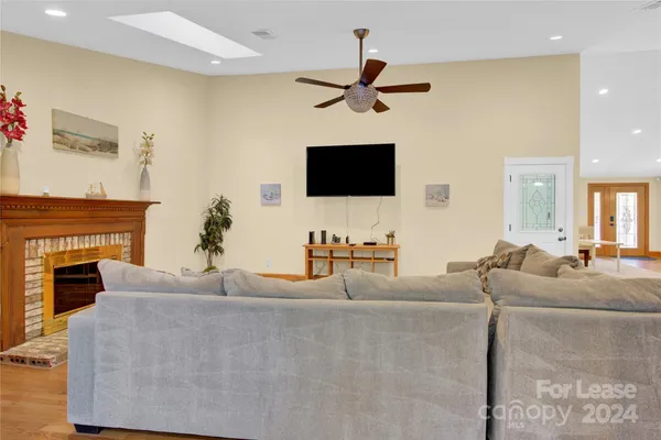 $6,000 | 7314 Brigmore Drive, Charlotte, NC 28226