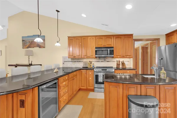$6,000 | 7314 Brigmore Drive, Charlotte, NC 28226