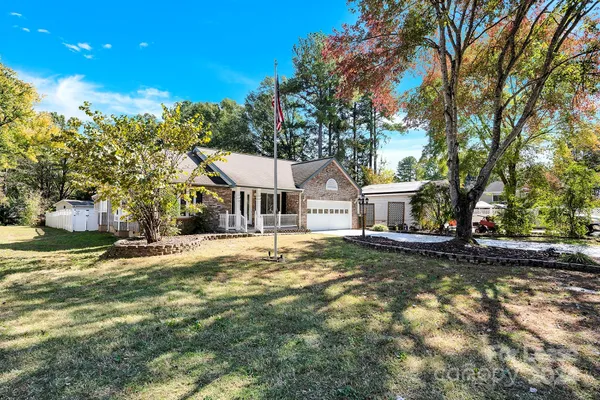 $6,000 | 7314 Brigmore Drive, Charlotte, NC 28226