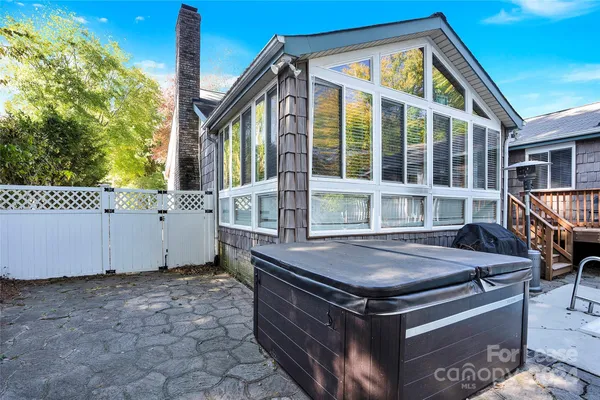 $6,000 | 7314 Brigmore Drive, Charlotte, NC 28226