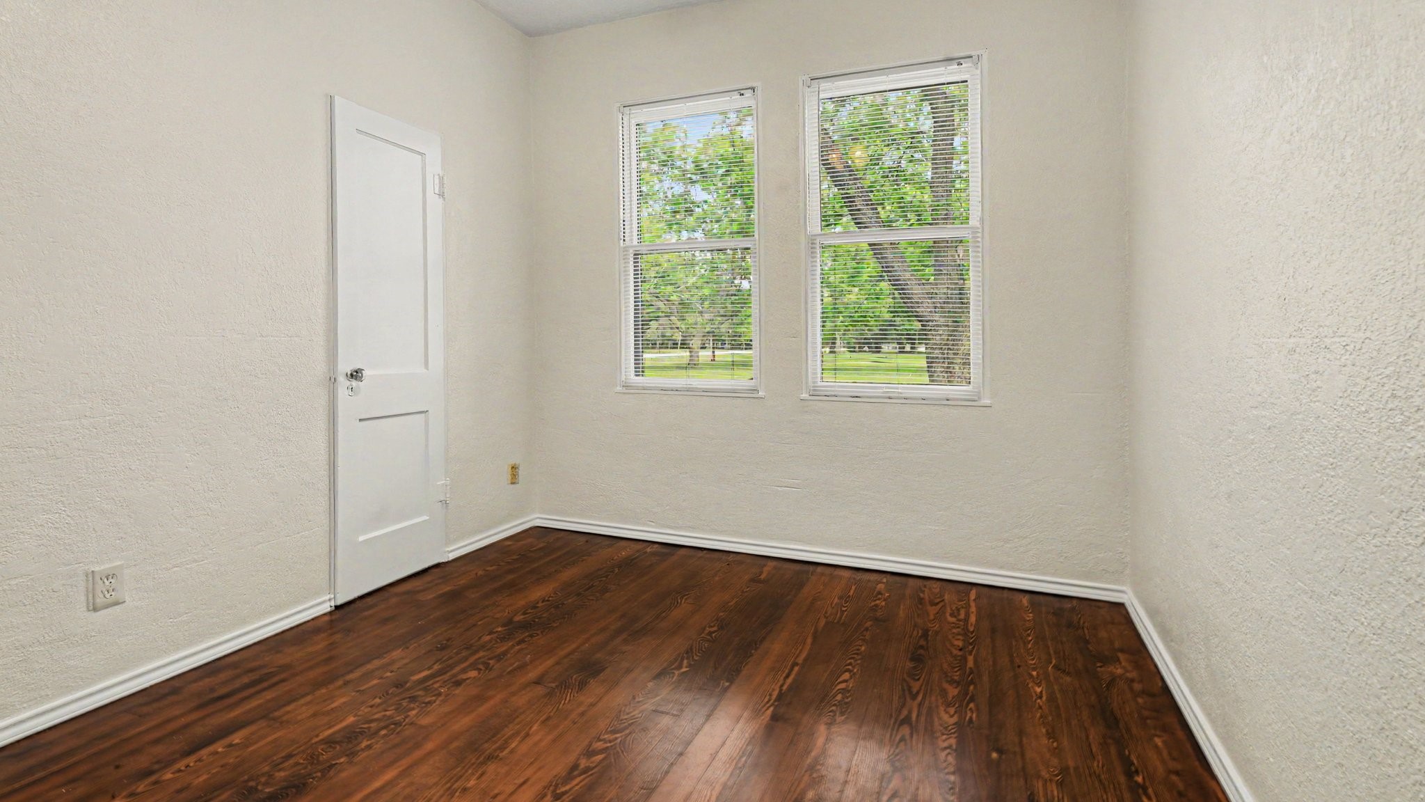 1902 Runneburg Road Crosby, TX 77532 - Photo 19 of 32