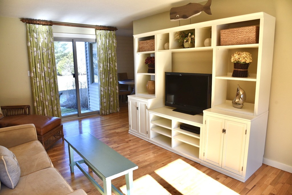 403 Great Road, Unit 4 Acton, MA 01720 - Photo 3 of 12 Gallery Image 3