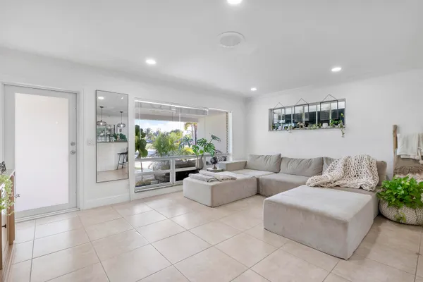 $4,200 | 101 Southeast 13th Street, Deerfield Beach, FL 33441