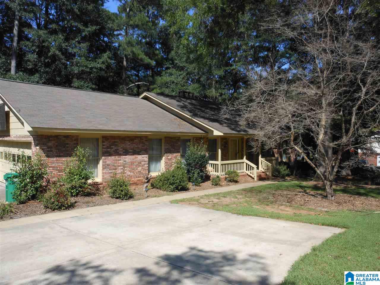 1404 Terrace Road Sylacauga, AL 35150 - Photo 2 of 16