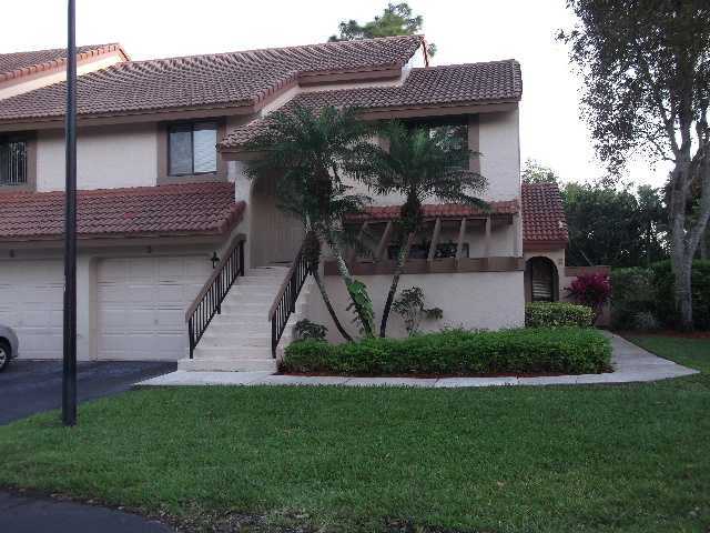 5740 Coach House Circle, Unit H Boca Raton, FL 33486 - Photo 1 of 19 Primary Photo