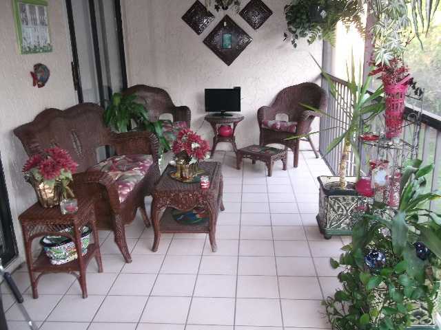 5740 Coach House Circle, Unit H Boca Raton, FL 33486 - Photo 13 of 19 Additional Photo
