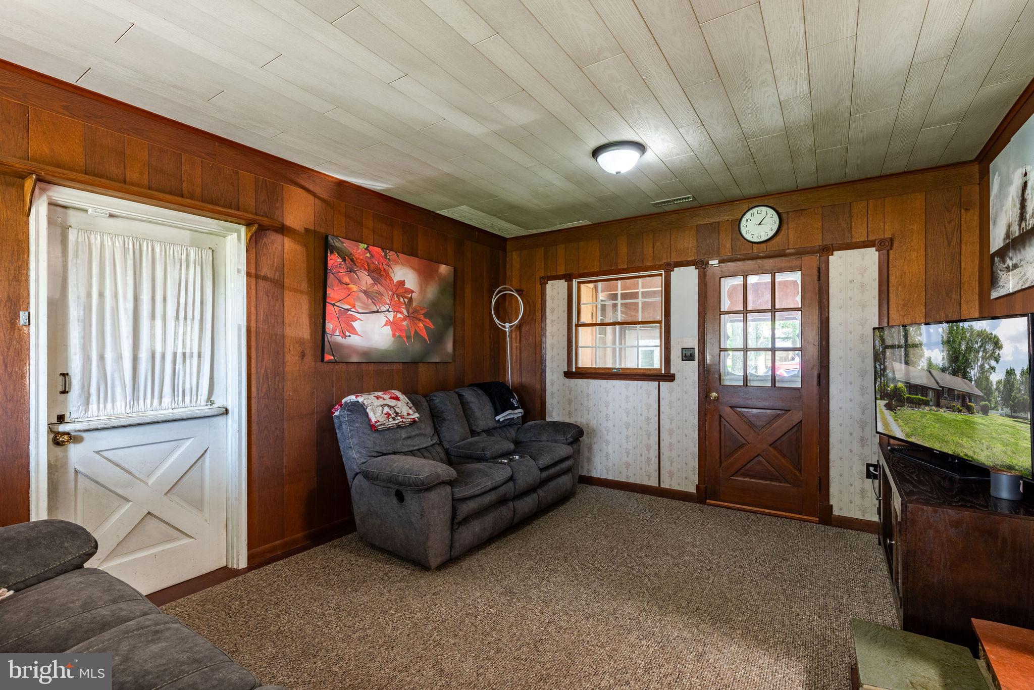 8435 Mitchell Road Denton, MD 21629 - Photo 4 of 43